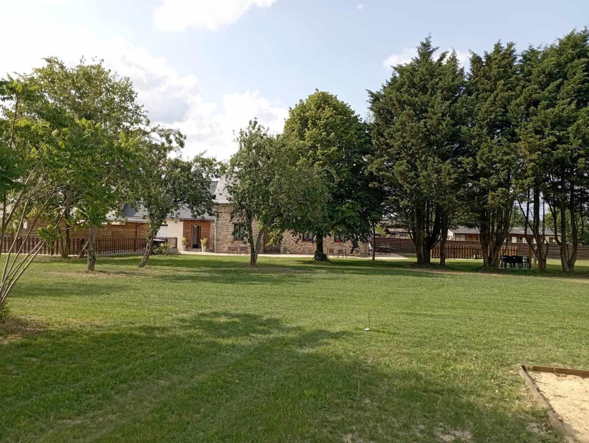 Les Gites Du Petit Marcel Soudan  Exterior photo